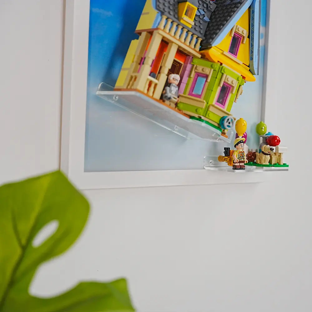 Wall-Mount Display Frame for LEGO® ‘Up’ House 43217