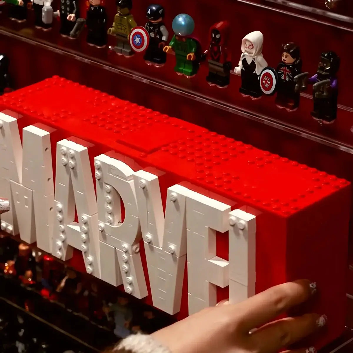 Wall mounted Display Case for lego Marvel Logo & Marvel Minifigure