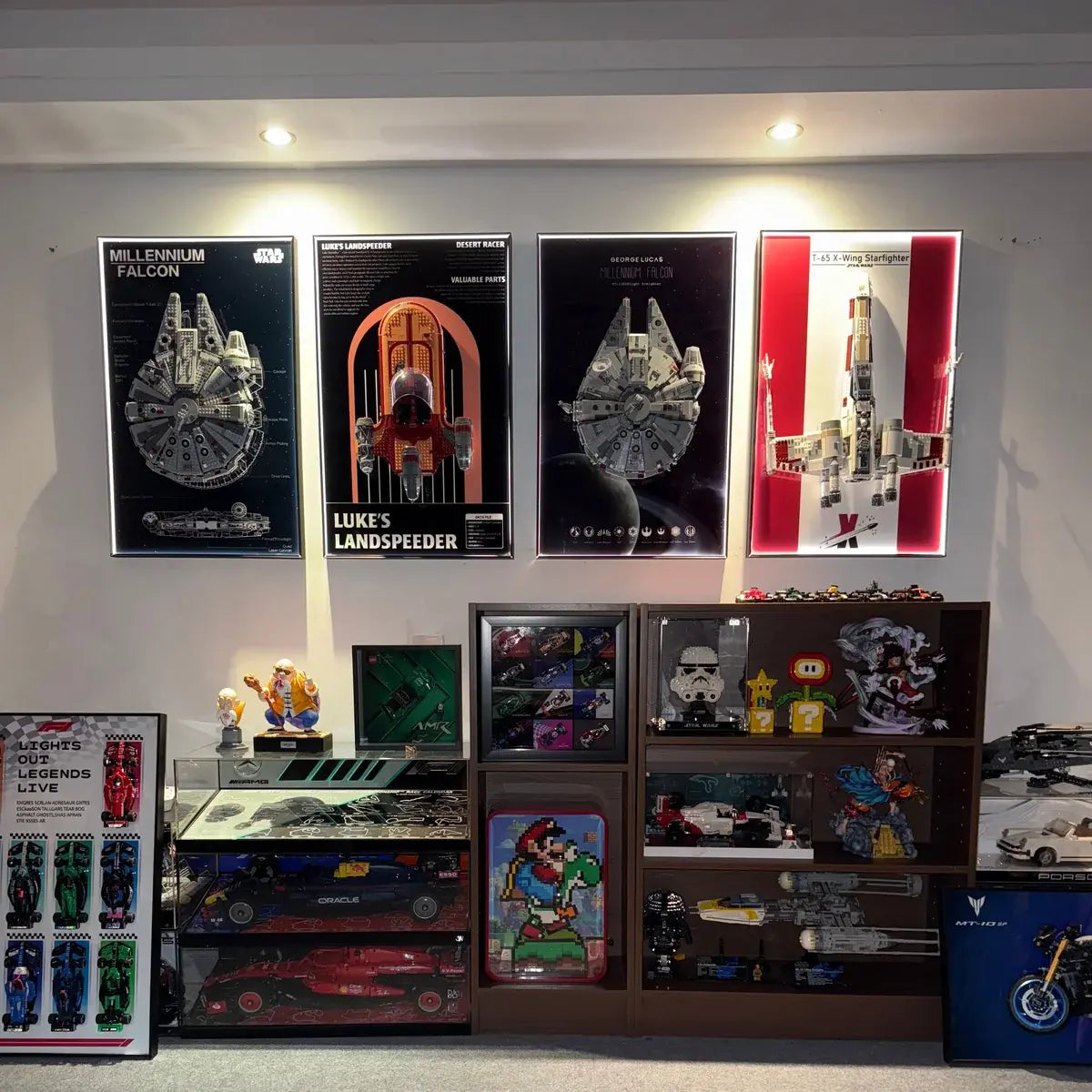 Wall-Mount Display frame for LEGO® STAR WARS X-Wing Starfighter 75355